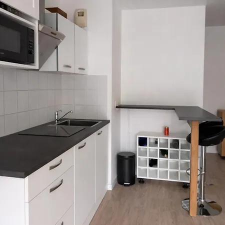Apartment F2 Cosy Pres Aeroport Et Paris